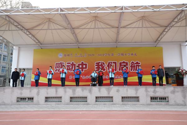4W(xu)УI(lng)(do)c@(jing)W(xu)Ӱ.JPG