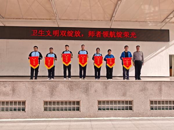 УL(zhng)־l(wi)M(jn)༉(j)W(xu)Cl(f)\첢Ӱ(1).jpg